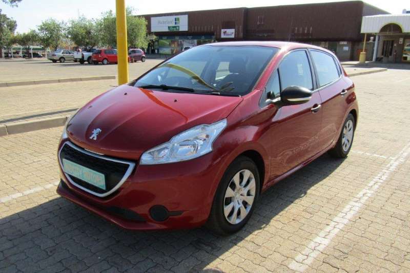 2013 Peugeot 208 5 door 1.2 Access Hatchback ( Petrol / FWD / Manual ... 2013 Peugeot 208 5 door 1.2 Access Hatchback ( Petrol / FWD / Manual ...