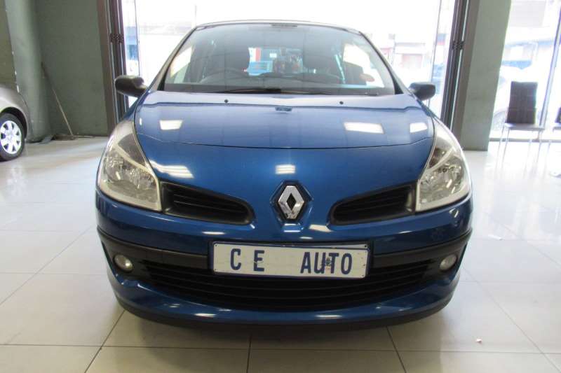 11 Renault Clio 3 Junk Mail