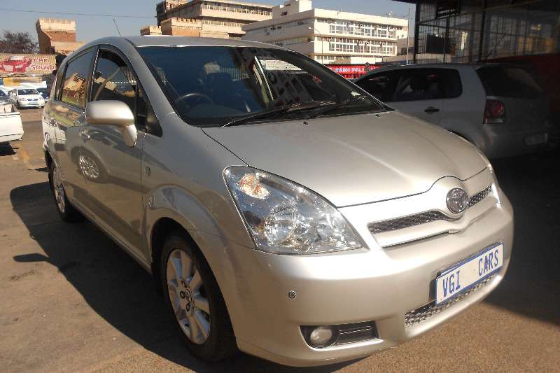 Toyota corolla verso 2006