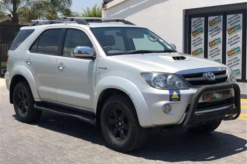 Toyota fortuner 2008