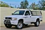 2004 toyota hilux 2700i