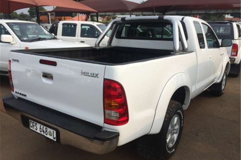 2011 Toyota Hilux 3.0 D4D Extra Cab Bakkie Cars for sale in Gauteng R