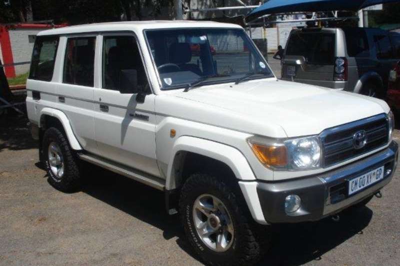 Toyota Land Cruiser 70 >> Toyota Land Cruiser 70 Series 4 2d Station Wagon 2009 Toyota Land Cruiser 70 >> Toyota Land Cruiser 70 Series 4 2d Station Wagon 2009
