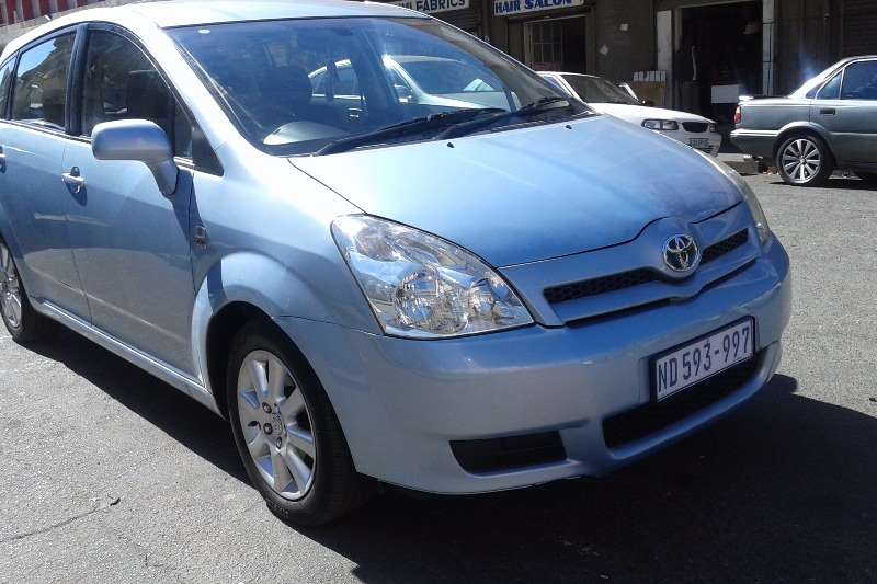 Toyota verso 2007 год