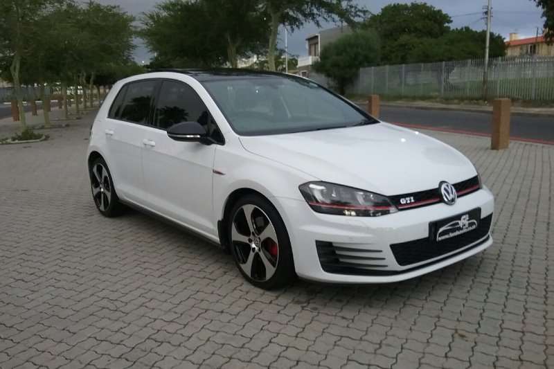 Volkswagen Golf Vii Gte Specs Photos 2014 2015 2016 2017