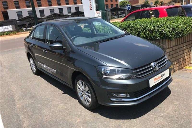 Volkswagen polo sedan 2018