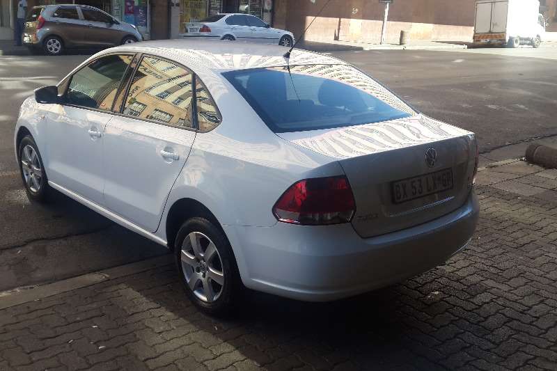 2011 VW Polo sedan 1.6 Comfortline Sedan ( Petrol / FWD / Manual ) Cars ...