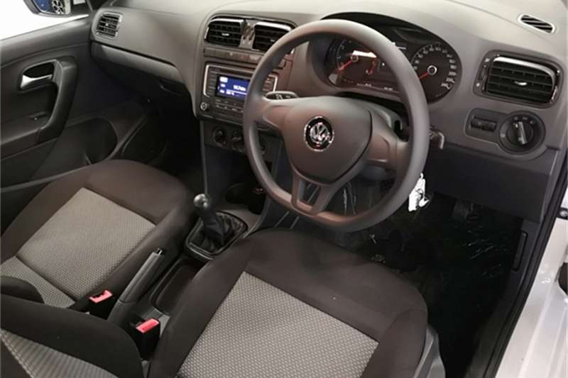 Vw polo sedan интерьер