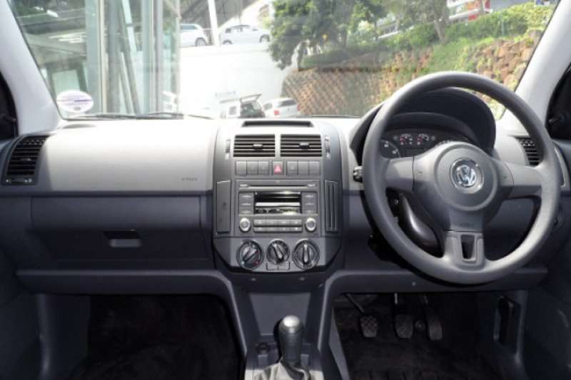 2016 vw polo vivo hatch 1 6 comfortline hatchback petrol fwd