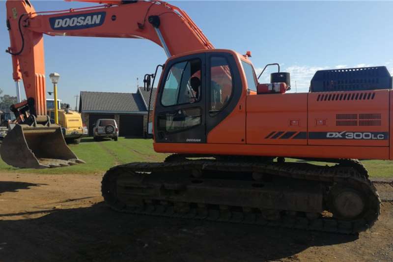   DX300LC