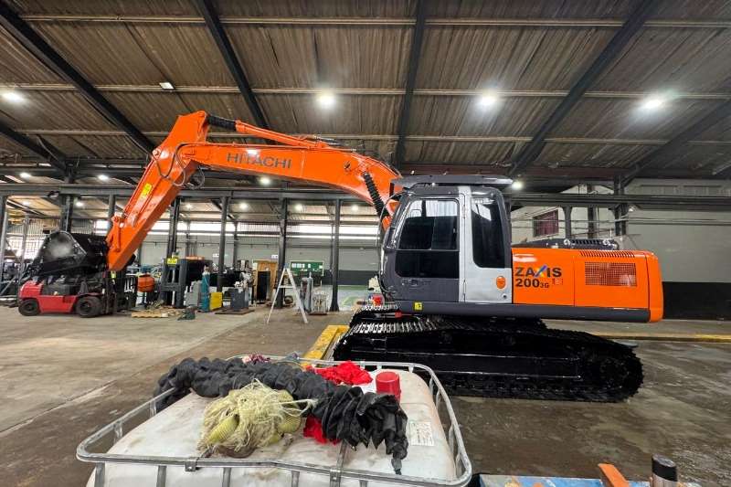   Zaxis 200 