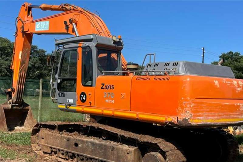   ZAXIS370