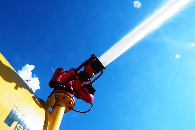 Fire fighting cannon installations on water tanker Carts and wagons