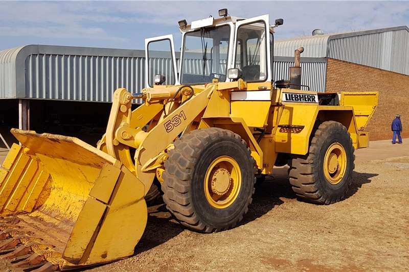 Gruppo Liebherr Front-end-loader-farming-liebherr-531-wheel-loader-id-59111712-type-main