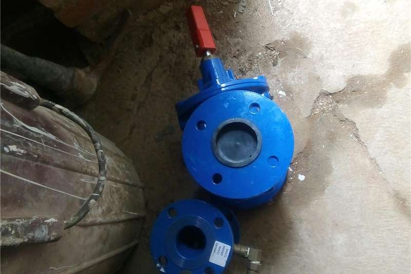Sprinklers and pivots tabs& valves Irrigation