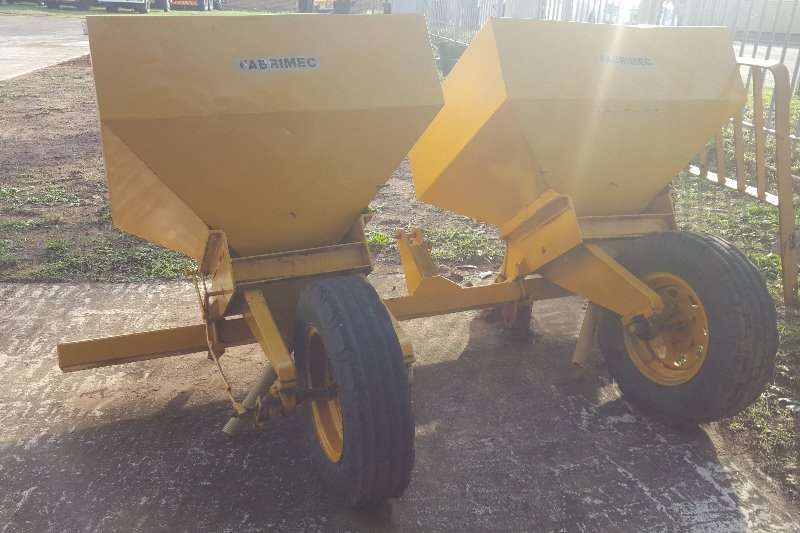 Massey Ferguson Fertiliser spreader Spreaders Farm Equipment for sale