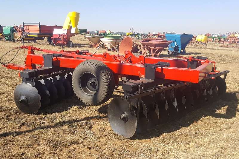 2012 24 Disc Agromaster Heavy Duty Disc Harrow Disc harrows Ploughs