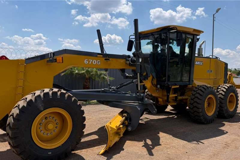   670G Motorgrader