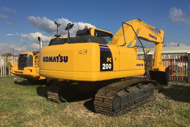 Unduh 830 Koleksi Gambar Excavator Pc 200 Terbaik 