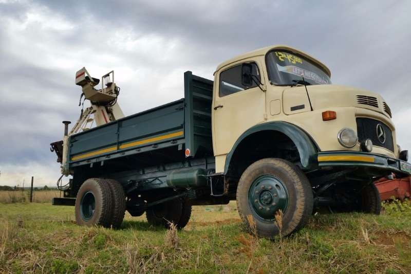 mercedes 4x4 in Trucks in South Africa | Junk Mail