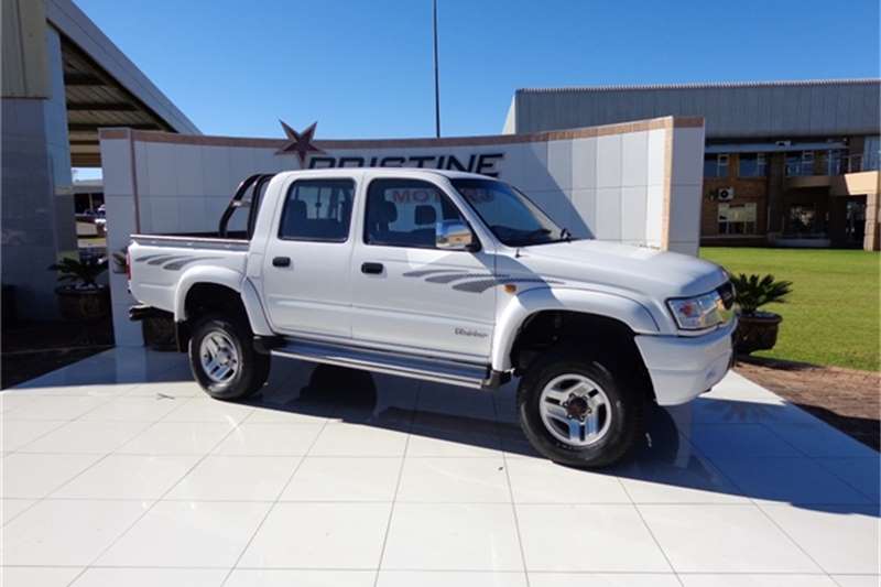 2004 Toyota HILUX 3.0 KZTE D/CAB 4X4 LDVs & panel vans Trucks for sale ...