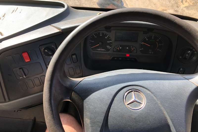 2006 Mercedes Benz 1823 7m Tipper Truck Trucks Mercedes Benz 2006 1823 7m Tipper Truck
