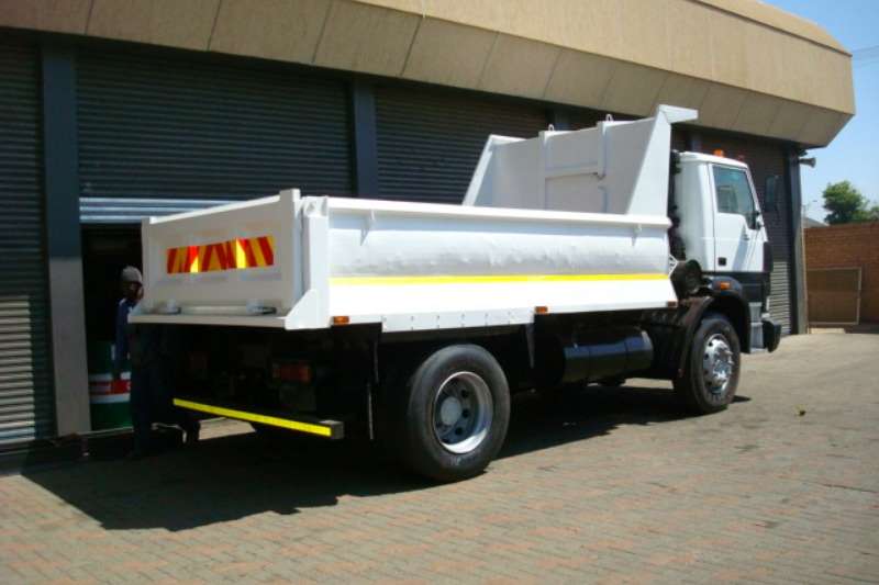 2013 Tata 2013 TATA LPK 1518 6 CUBE TIPPER Tipper Truck Trucks for sale ...