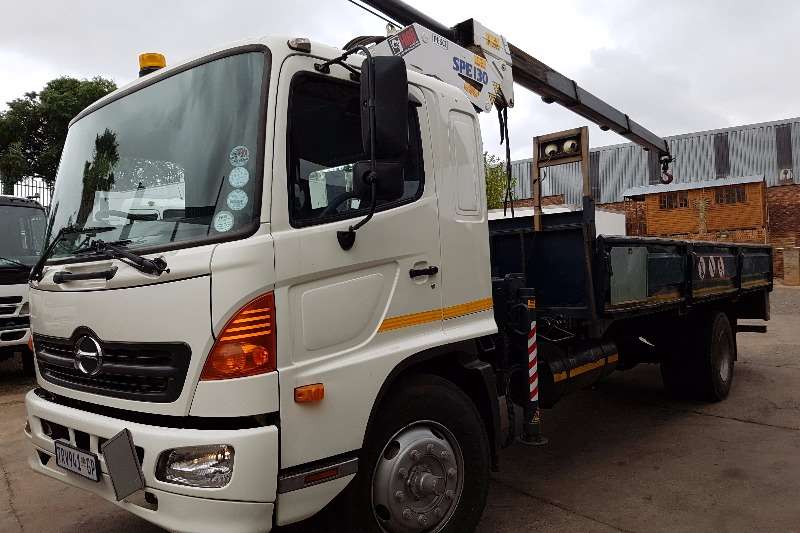 2006 Hino 15 257 Crane truck Truck Trucks for sale in Gauteng R 595 000 on Truck & Trailer