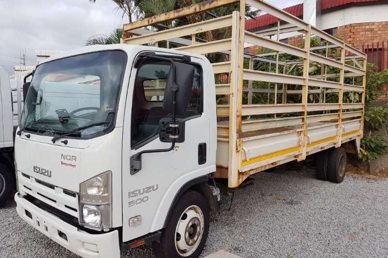 Isuzu smoother f