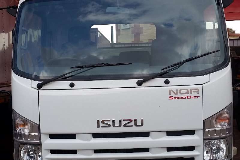 Isuzu smoother f