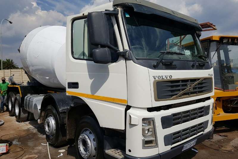 2004 Volvo FM 9 340 8M3 Mixer Concrete mixer Truck Trucks for sale in